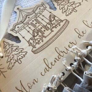 Calendrier de l’avent bois et pochon en jute